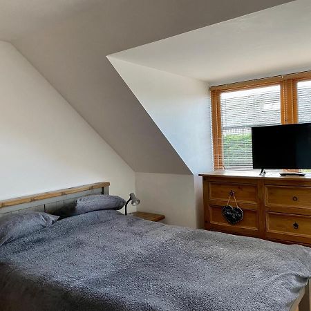 9 Kirk Road Bed & Breakfast Cromdale ภายนอก รูปภาพ